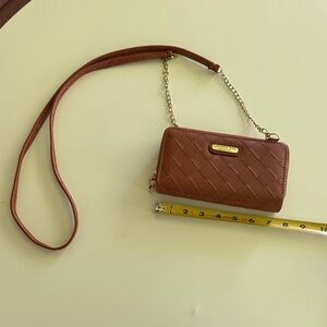 London Fog Tan Quilted Wallet Bag